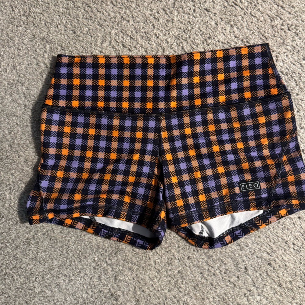 FLEO Halloween Tweed Shorts (Apex Contour)